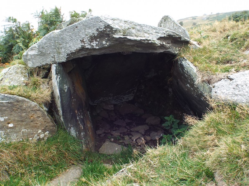 Rhiw (Caerhun burial chamber)